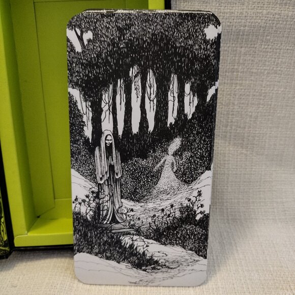 The Hollow Woods: Storytelling Card Game - Picture 8 of 11